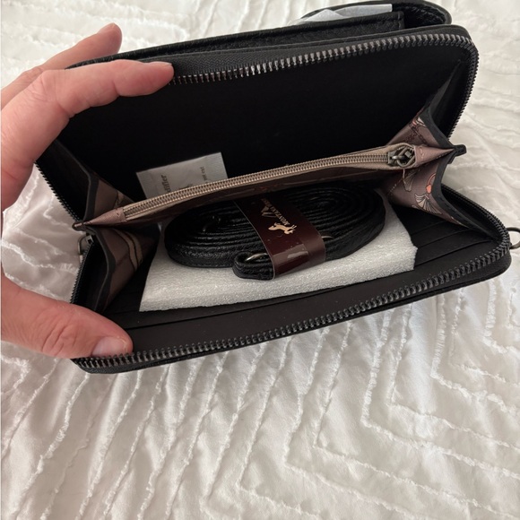 Black Montana west cell/Wallet purse - Picture 2 of 2